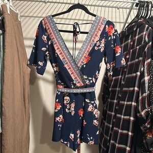 Floral Romper (Francesca’s Collections)
